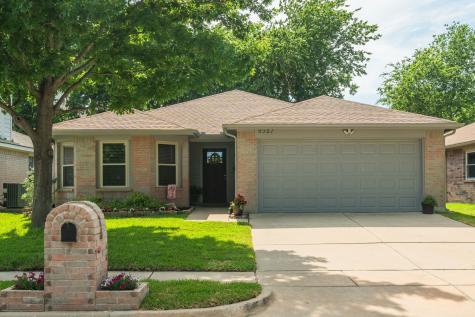 9321 Goldenview Drive Fort Worth TX 76244