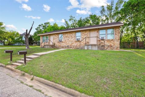 701 W Hull Street Denison TX 75020