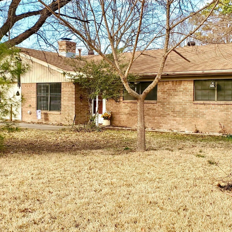 709 Pillar Street Bowie TX 76230