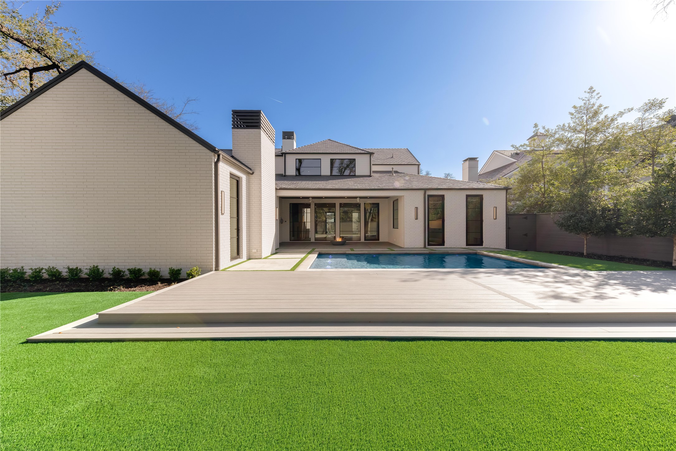 5525 Wateka Drive Dallas TX 75209