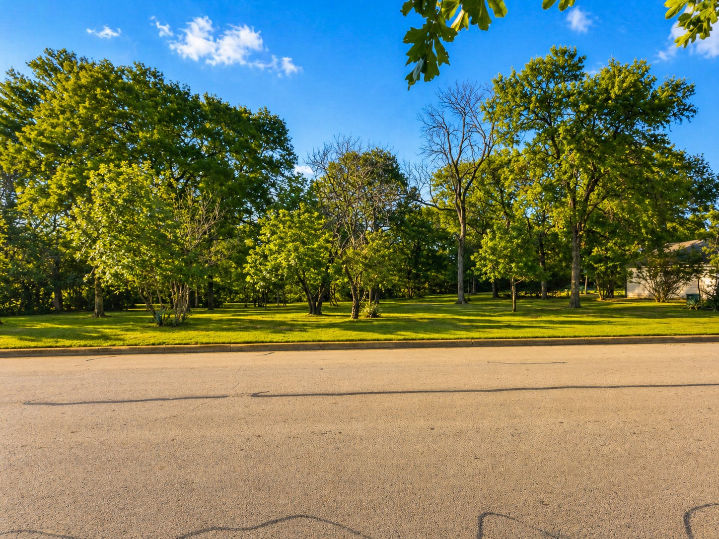 203 Lakeridge Road Lakeside TX 76108