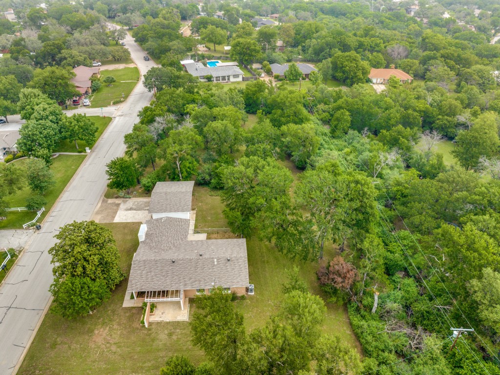 203 Lakeridge Road Lakeside TX 76108