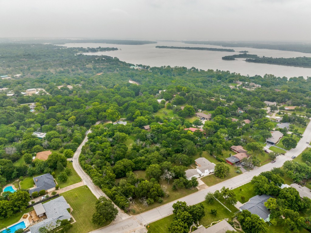 203 Lakeridge Road Lakeside TX 76108