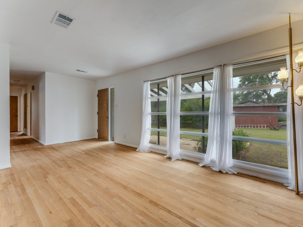 203 Lakeridge Road Lakeside TX 76108