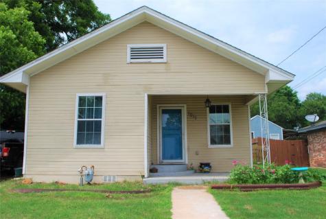 1011 W Coffin Street Denison TX 75020