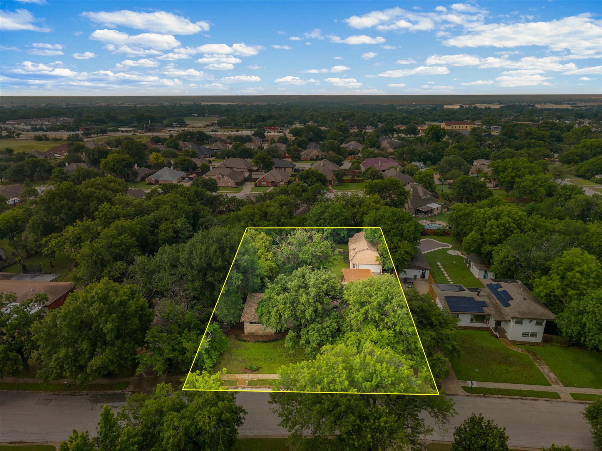 6916 Hovenkamp Avenue Richland Hills TX 76118
