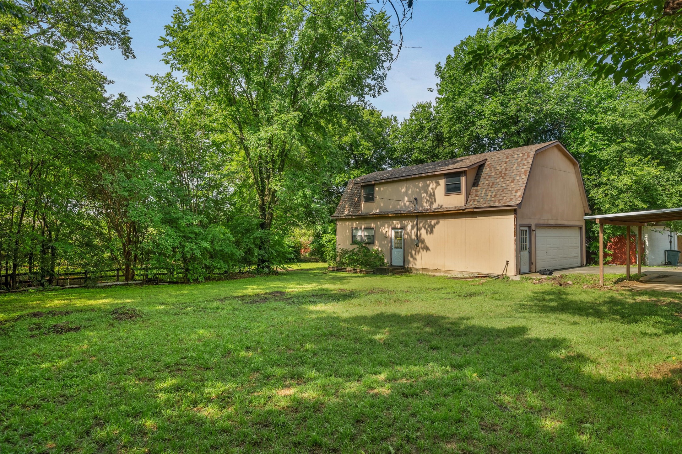 6916 Hovenkamp Avenue Richland Hills TX 76118