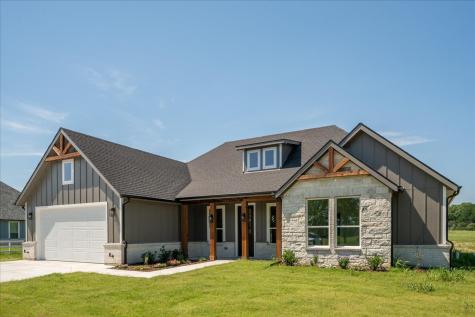 1533 County Road 4945 Leonard TX 75452
