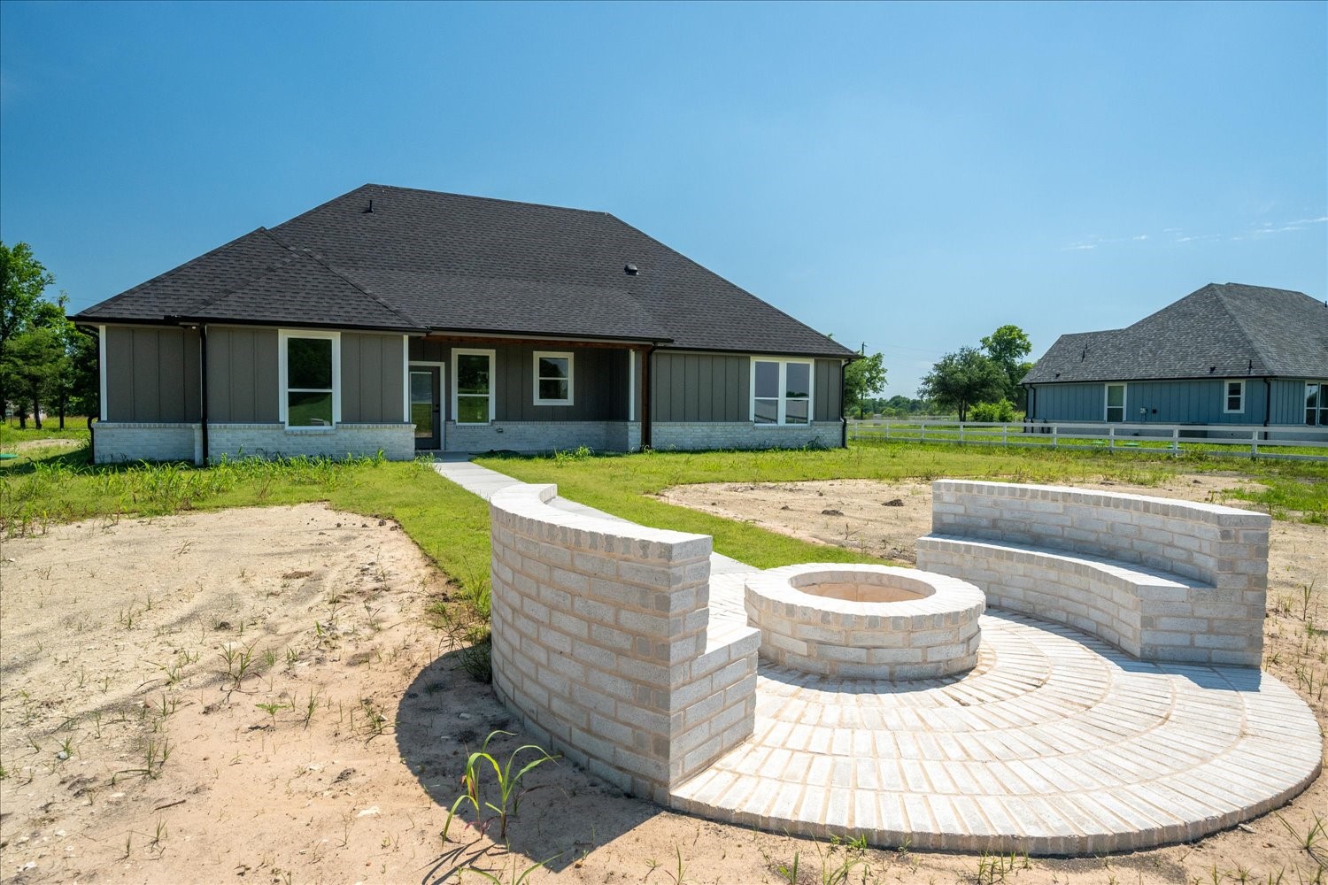 1533 County Road 4945 Leonard TX 75452