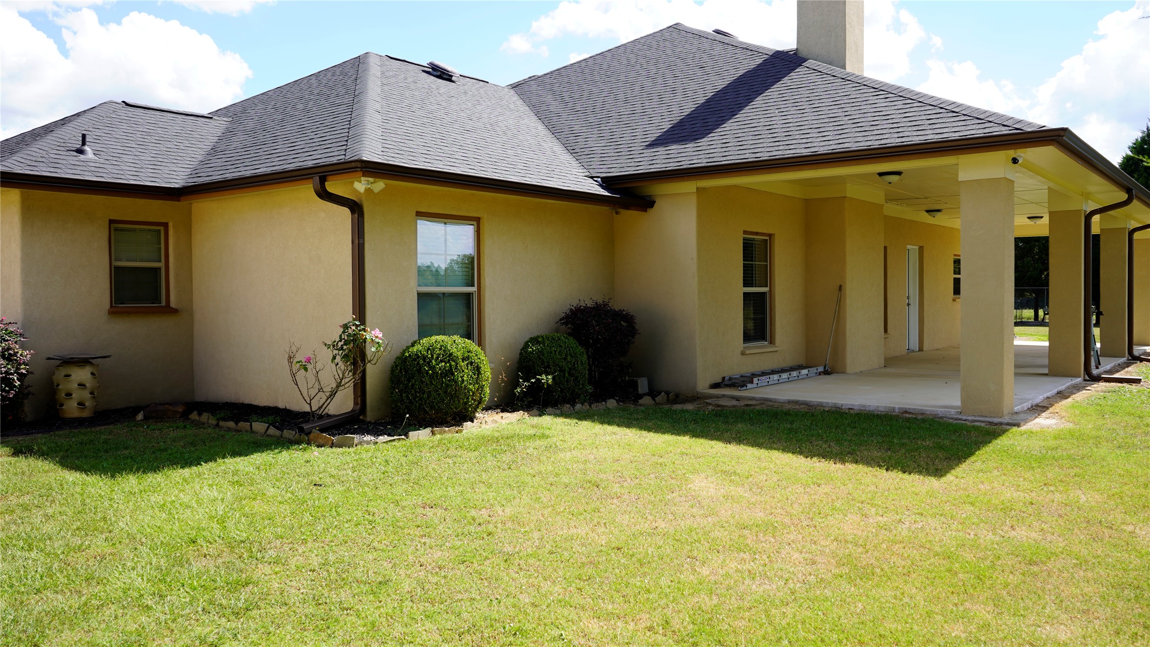 421 Weakes Street Eustace TX 75124