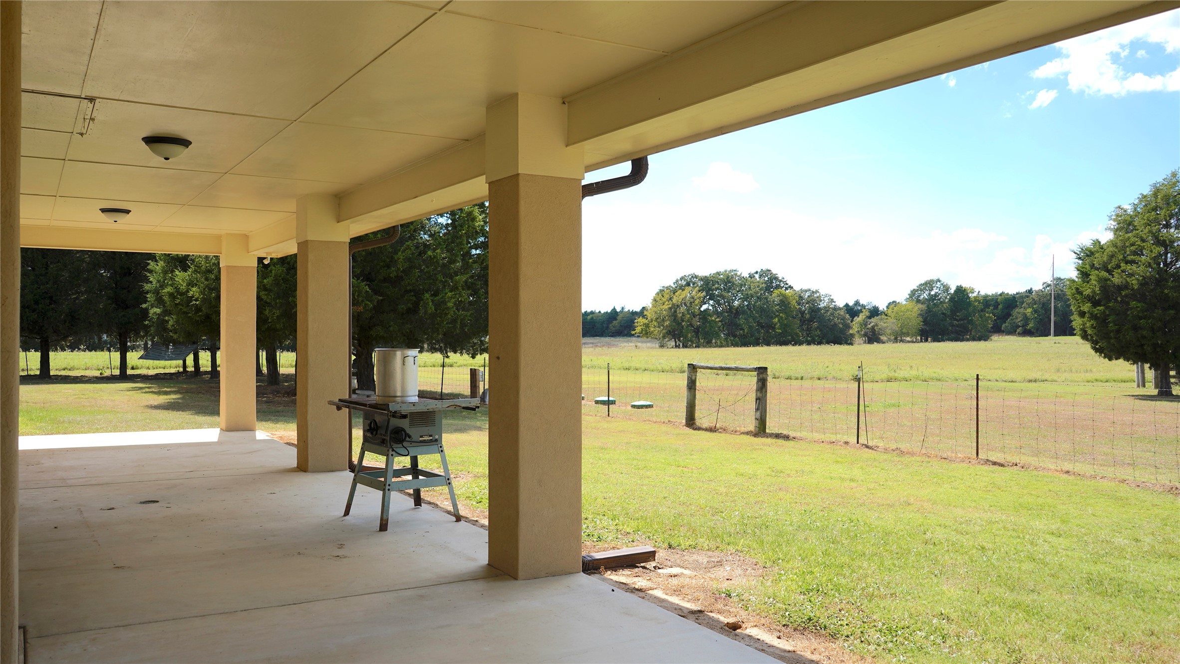 421 Weakes Street Eustace TX 75124