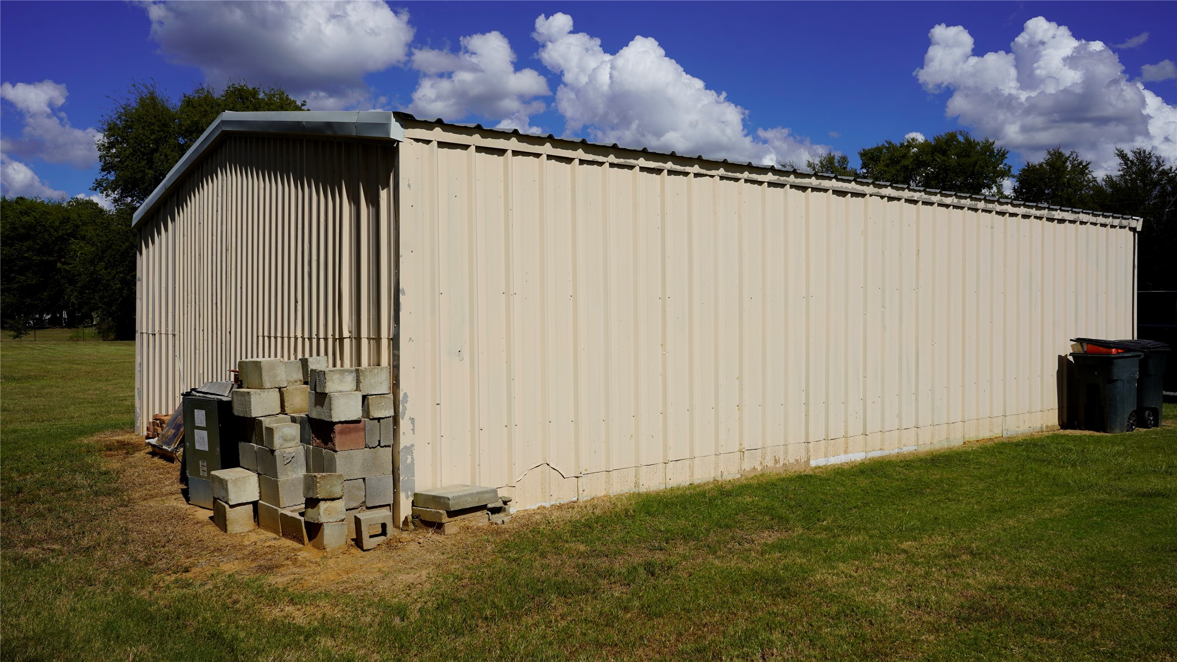 421 Weakes Street Eustace TX 75124