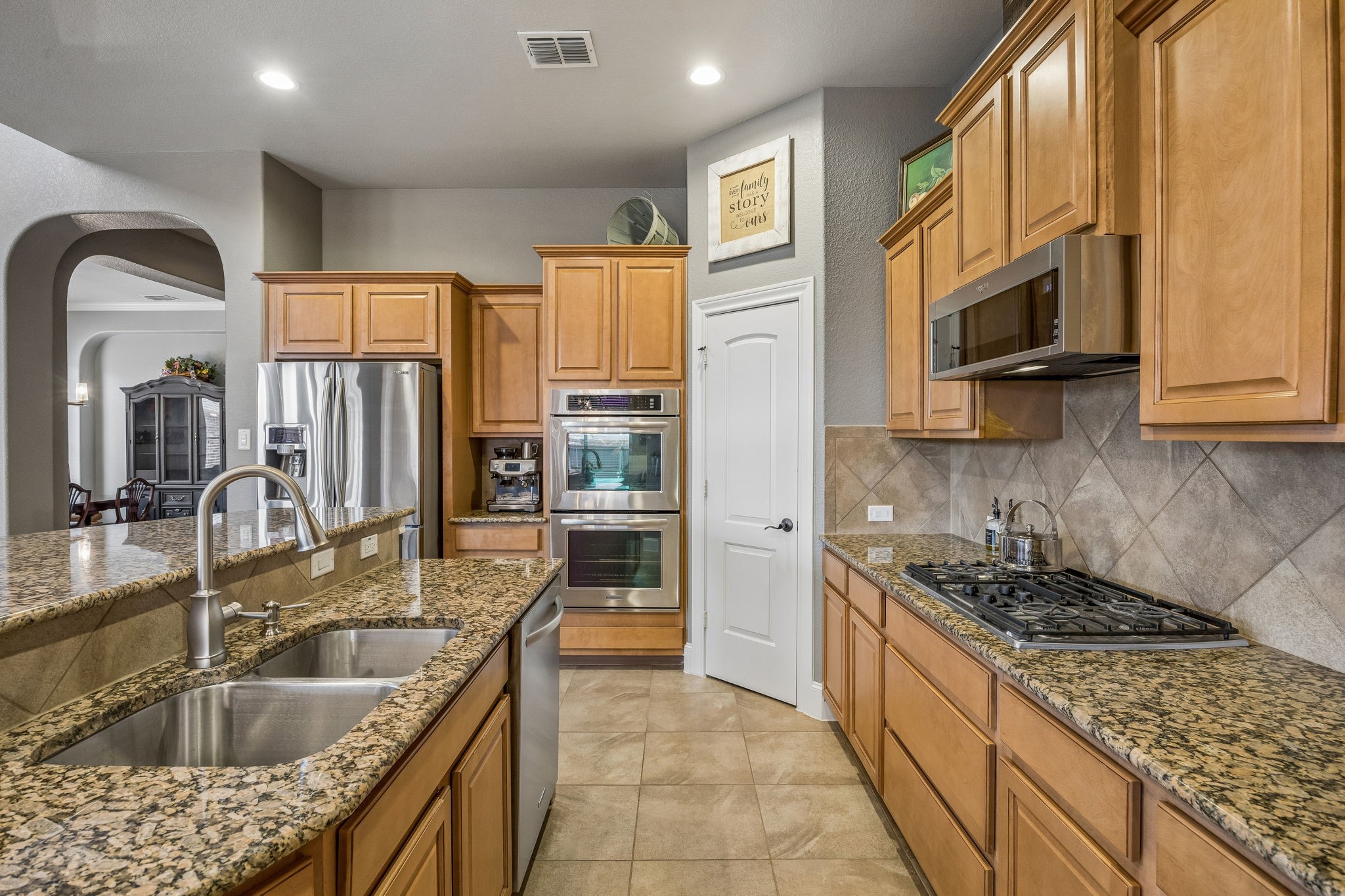 832 Windham Drive Rockwall TX 75087