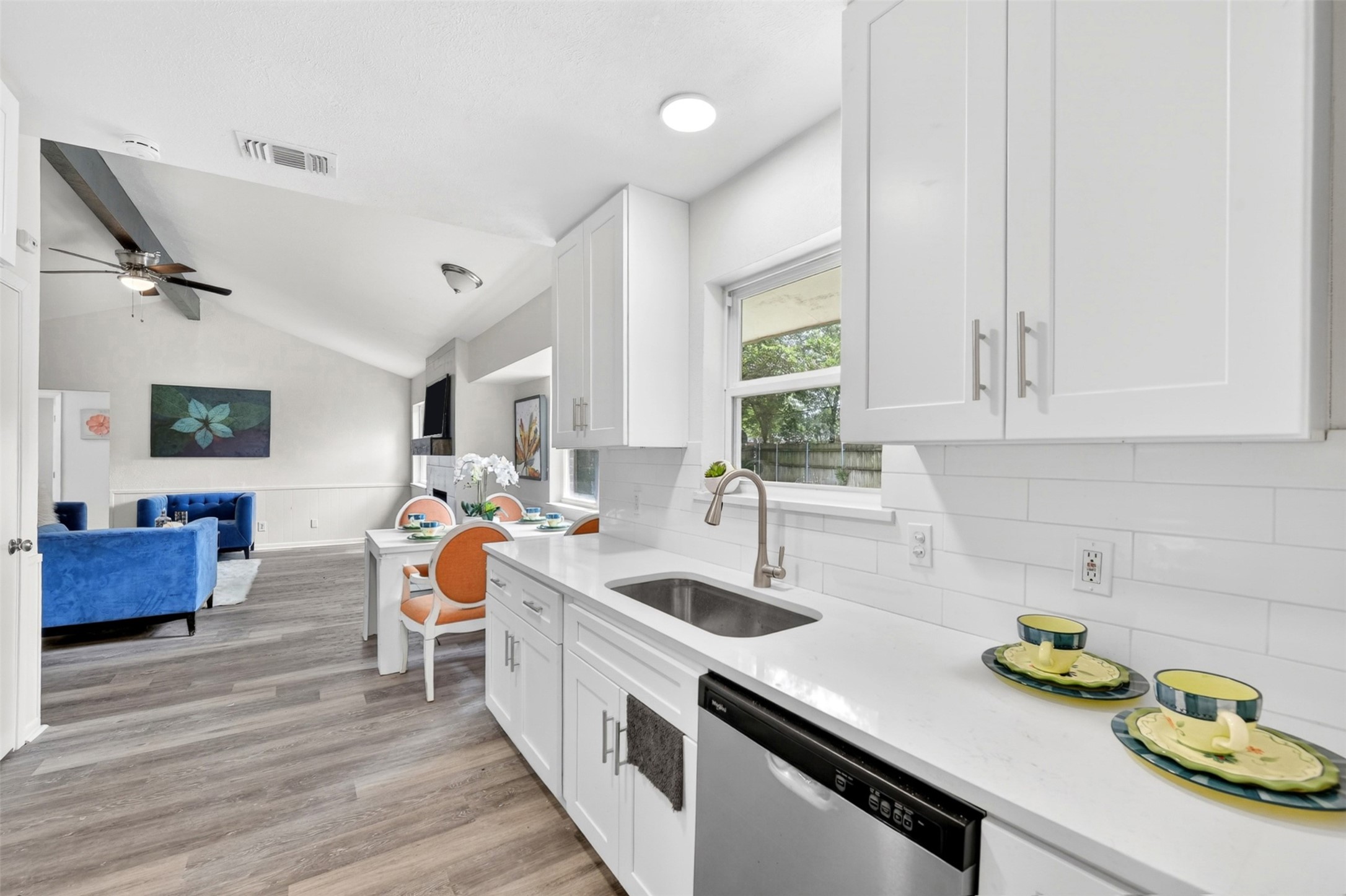 6412 Embassy Drive Forest Hill TX 76119