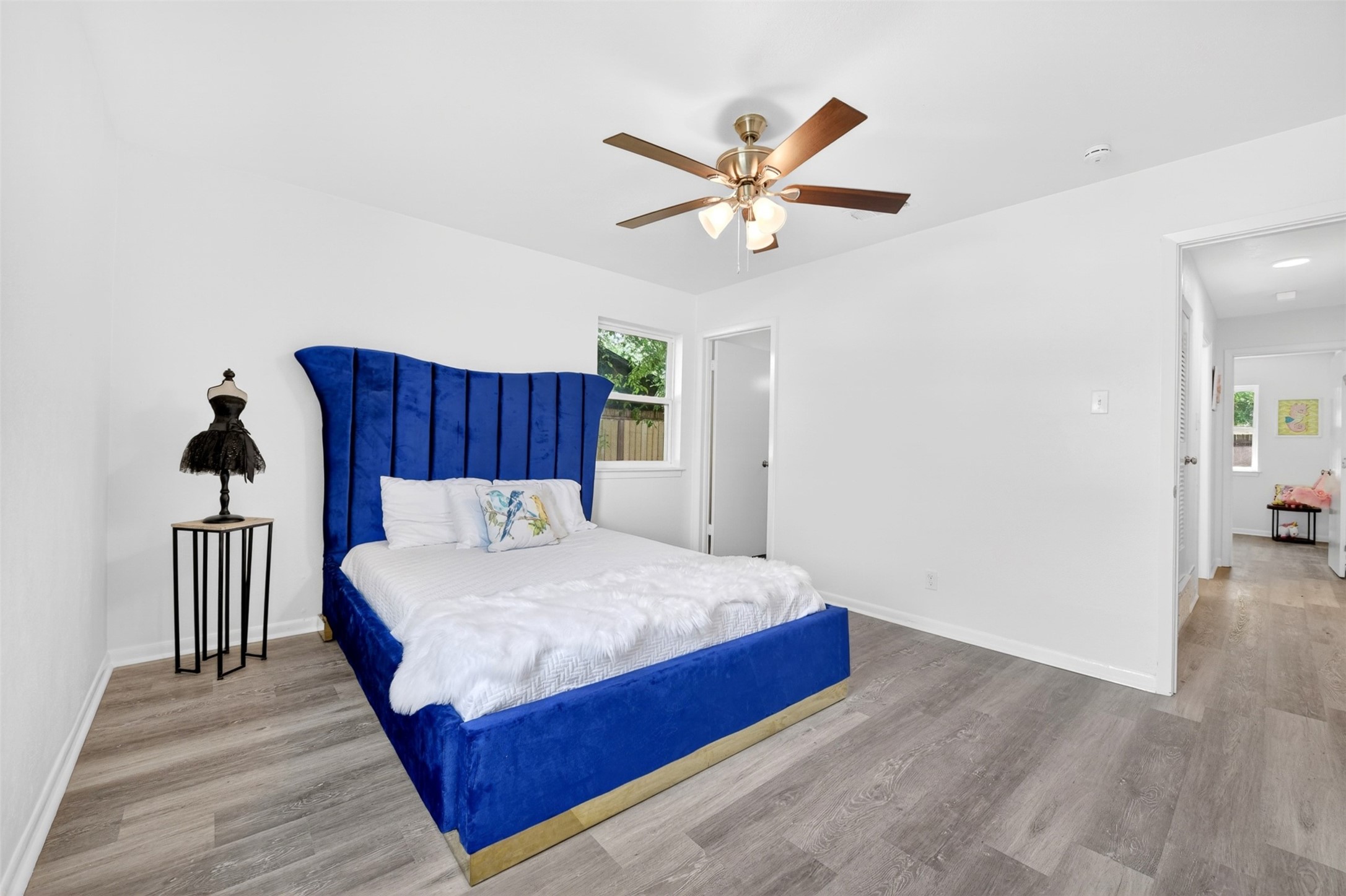 6412 Embassy Drive Forest Hill TX 76119