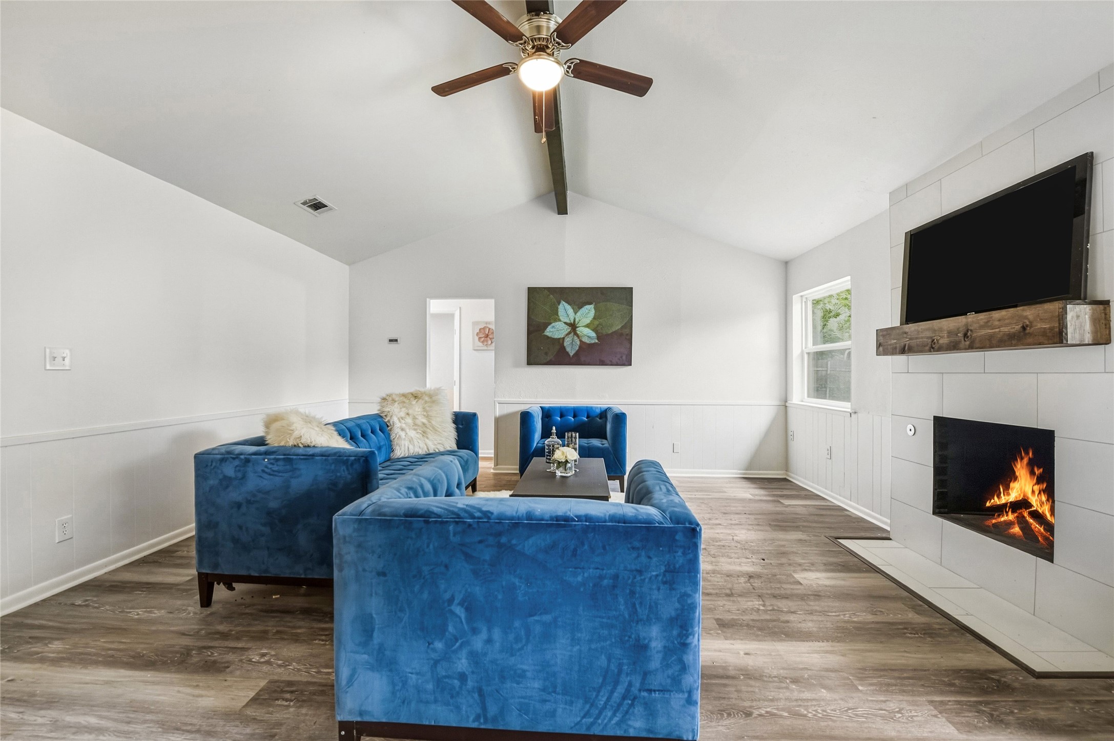 6412 Embassy Drive Forest Hill TX 76119