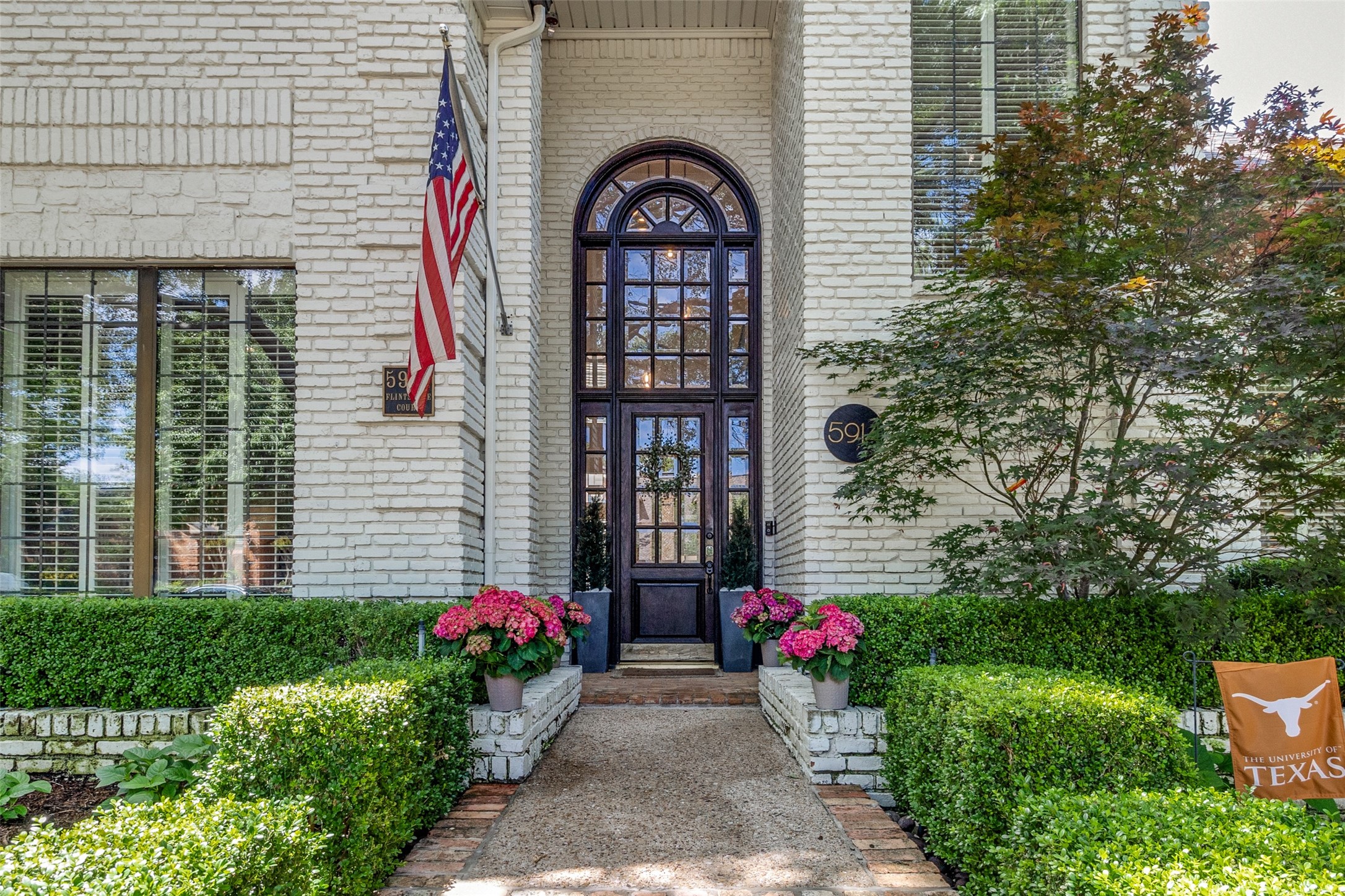 5914 Flintshire Lane Dallas TX 75252