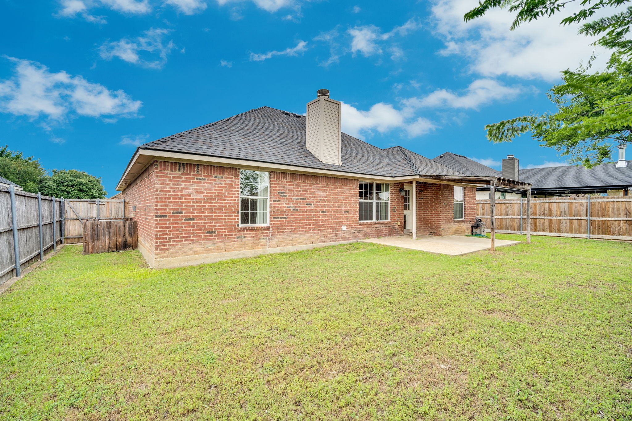 614 Jordan Lane Waxahachie TX 75165