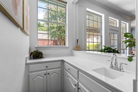 1621 Glen Springs Drive Plano TX 75093