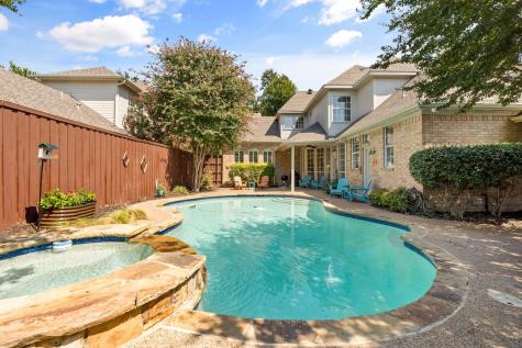1621 Glen Springs Drive Plano TX 75093
