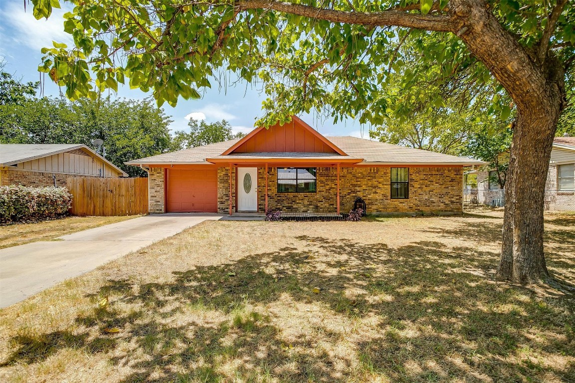 546 S Hitt Street Boyd TX 76023