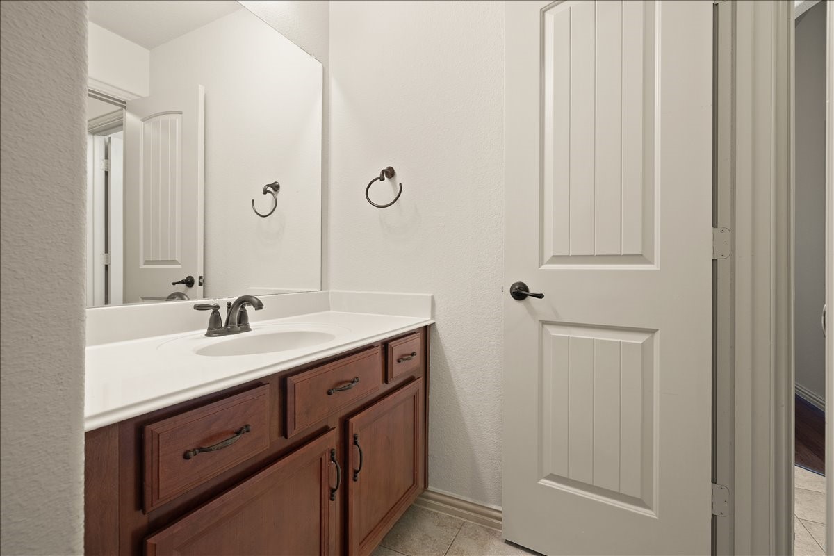 2952 Bahia Grand Prairie TX 75054