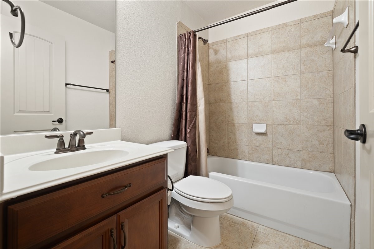 2952 Bahia Grand Prairie TX 75054