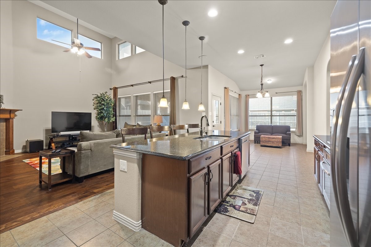 2952 Bahia Grand Prairie TX 75054
