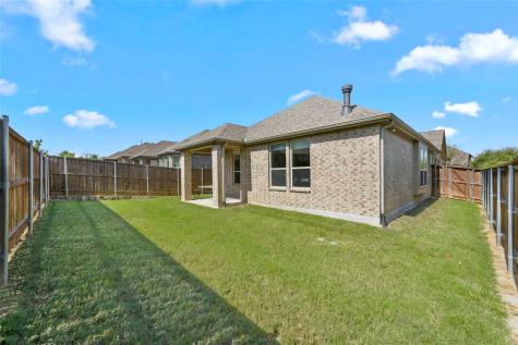 1016 Shire Drive Aubrey TX 76227