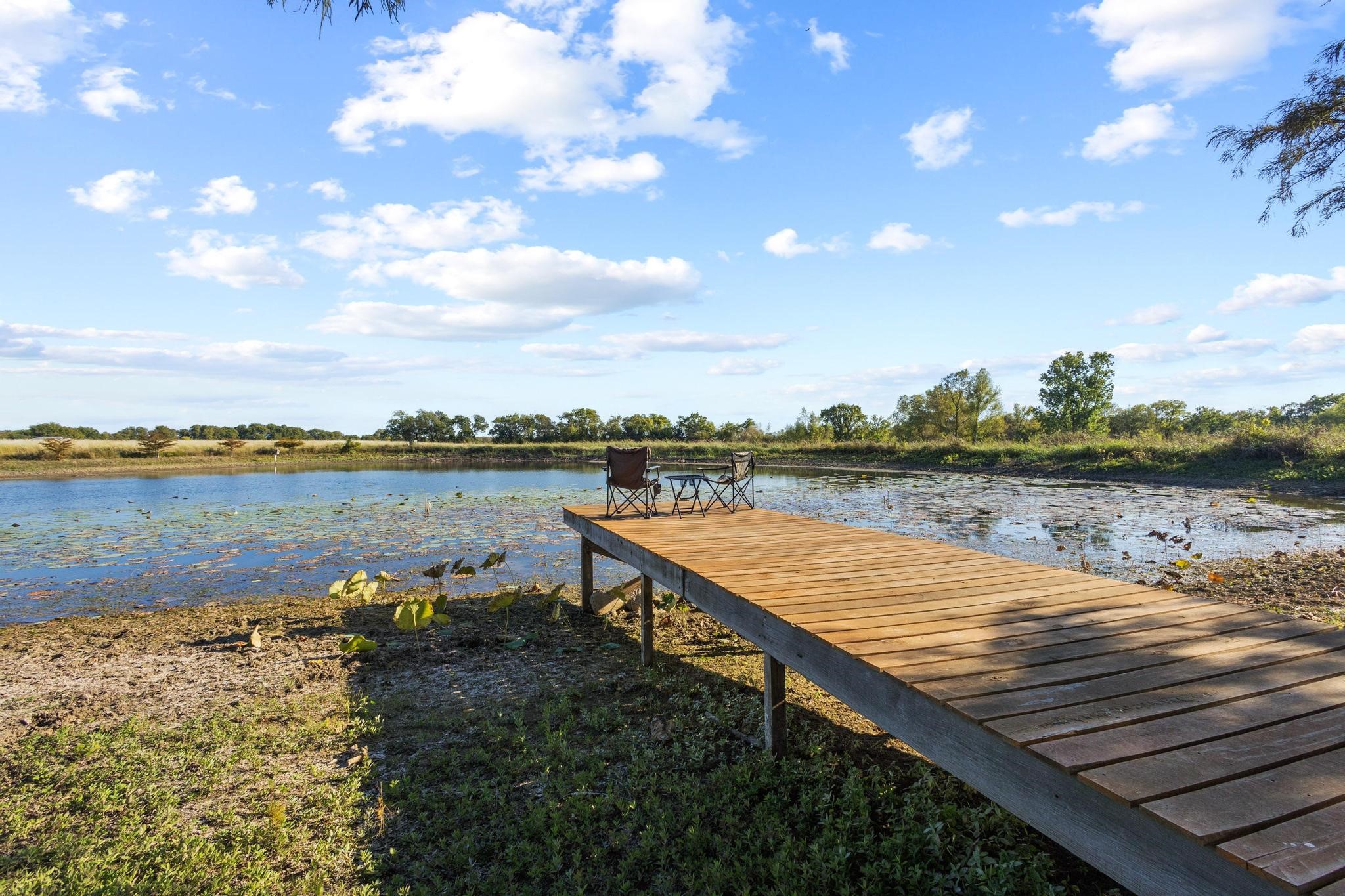 300 County Road 27100 Honey Grove TX 75446