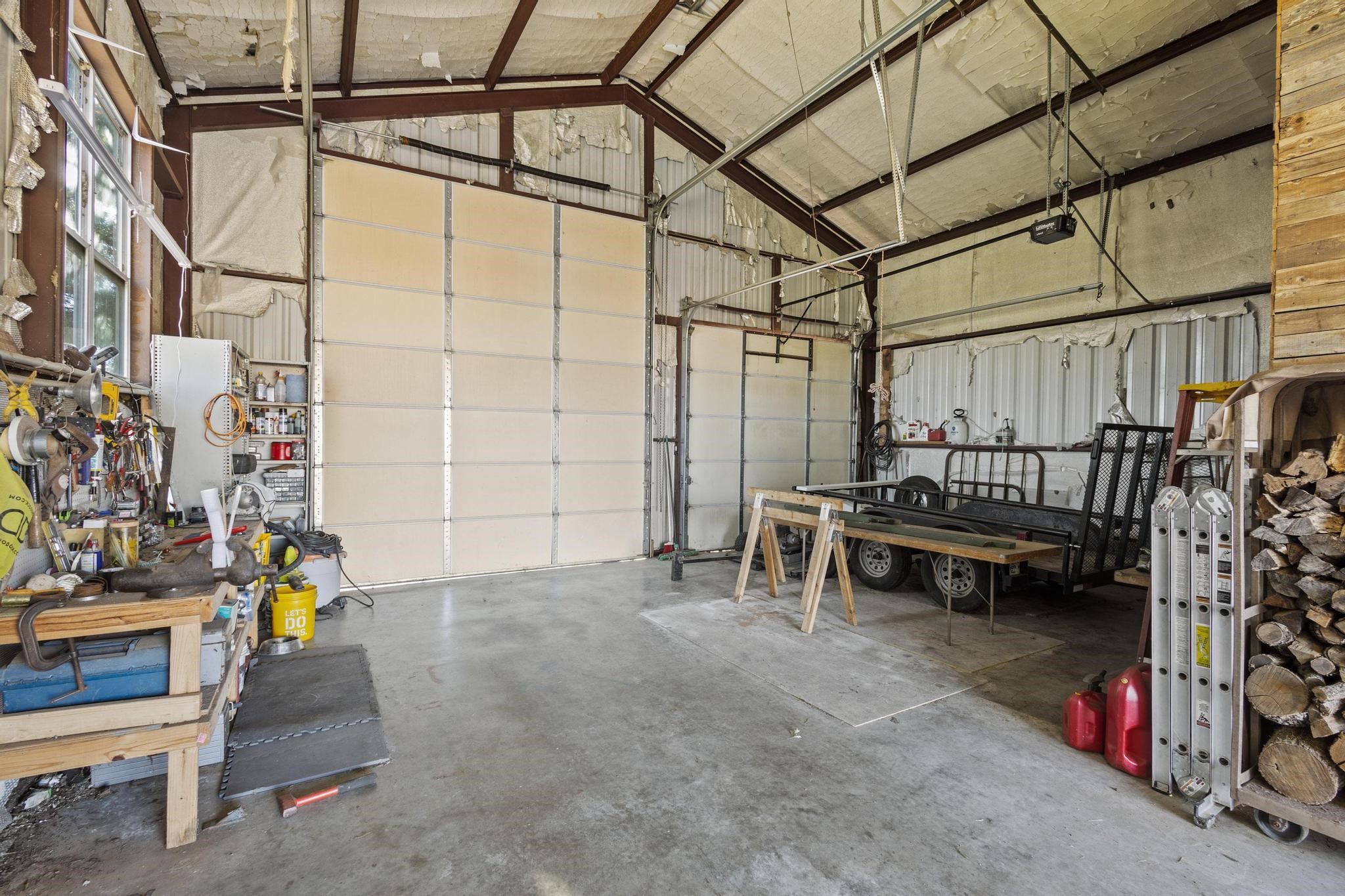 300 County Road 27100 Honey Grove TX 75446