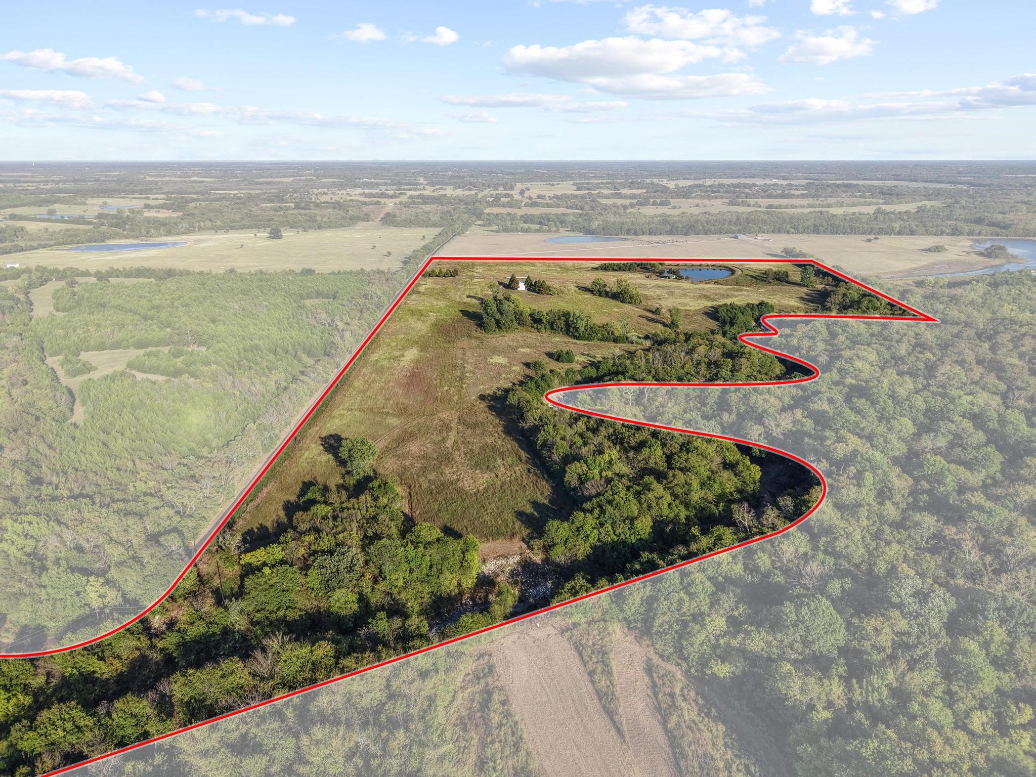 300 County Road 27100 Honey Grove TX 75446