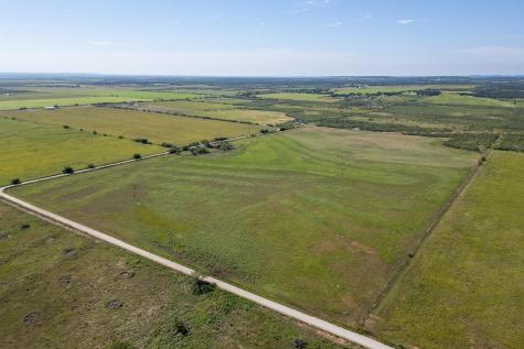 11775 Cr 242 Clyde TX 79510