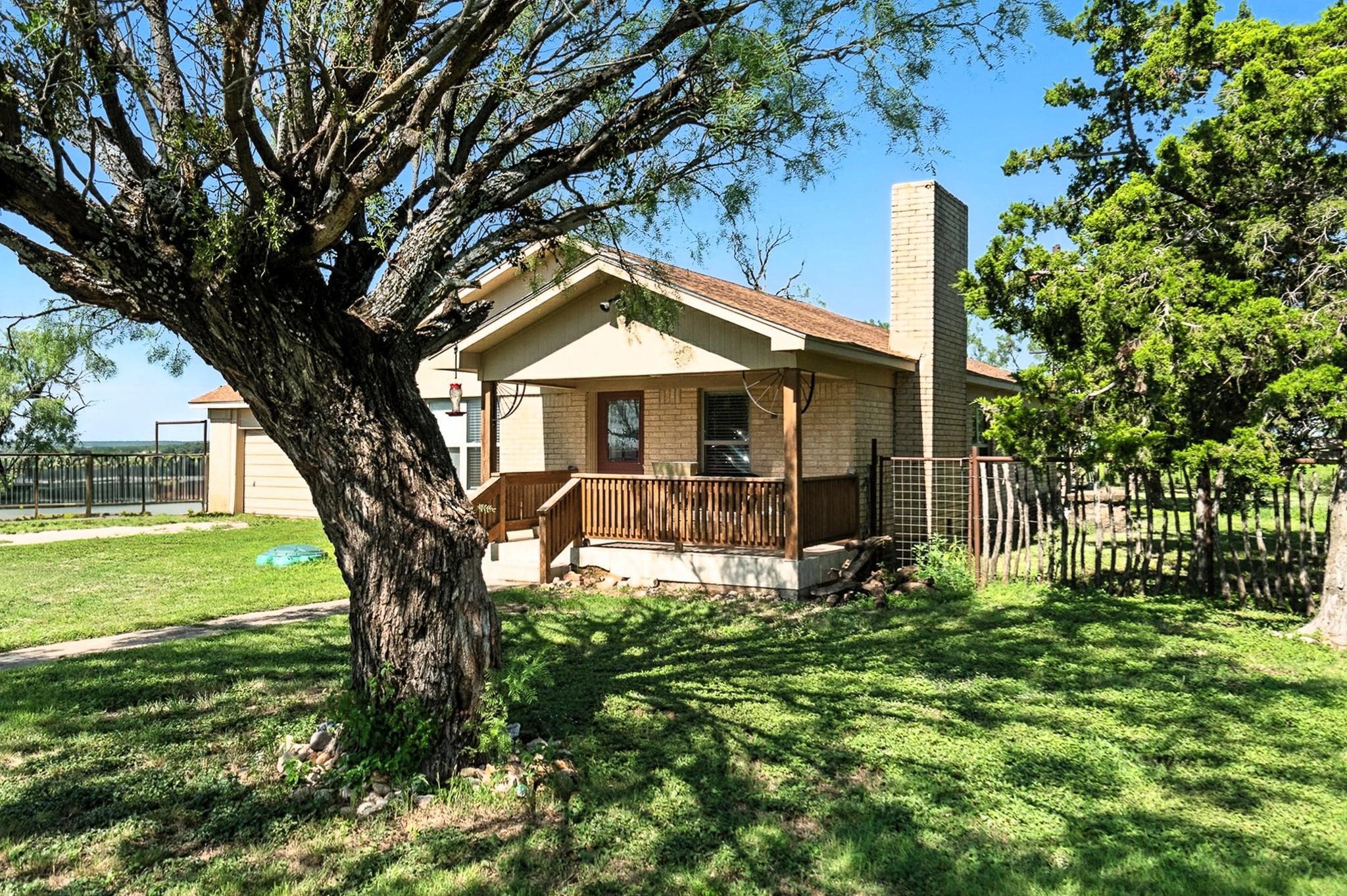 11775 Cr 242 Clyde TX 79510