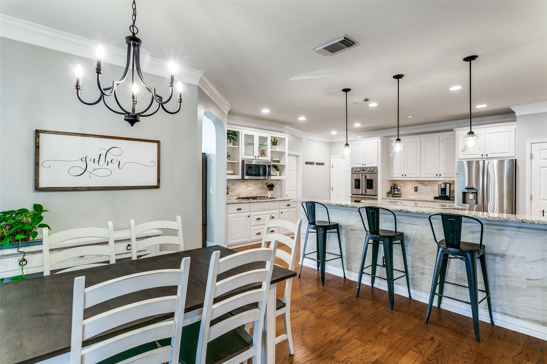 1811 Redwing Court Southlake TX 76092