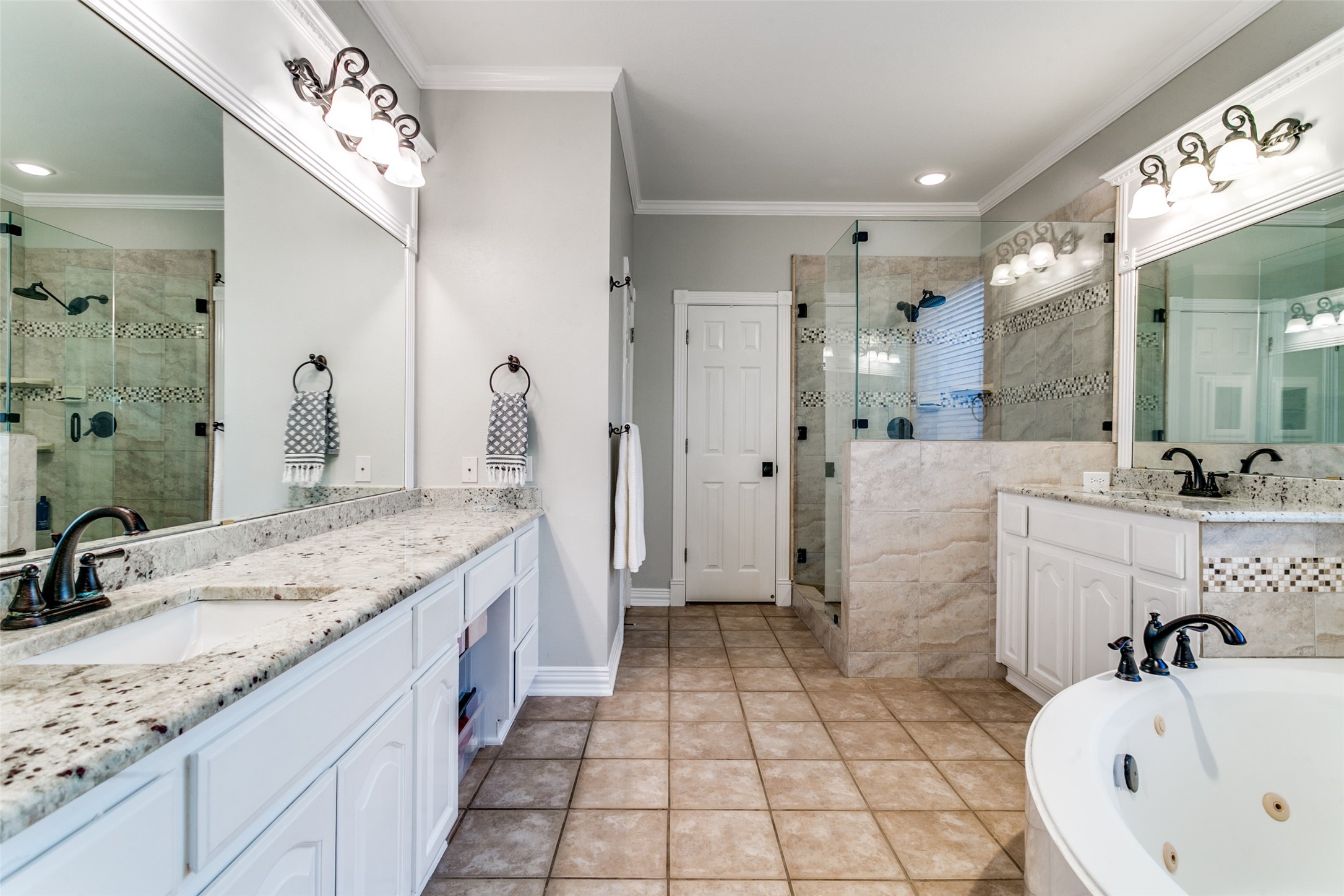 1811 Redwing Court Southlake TX 76092