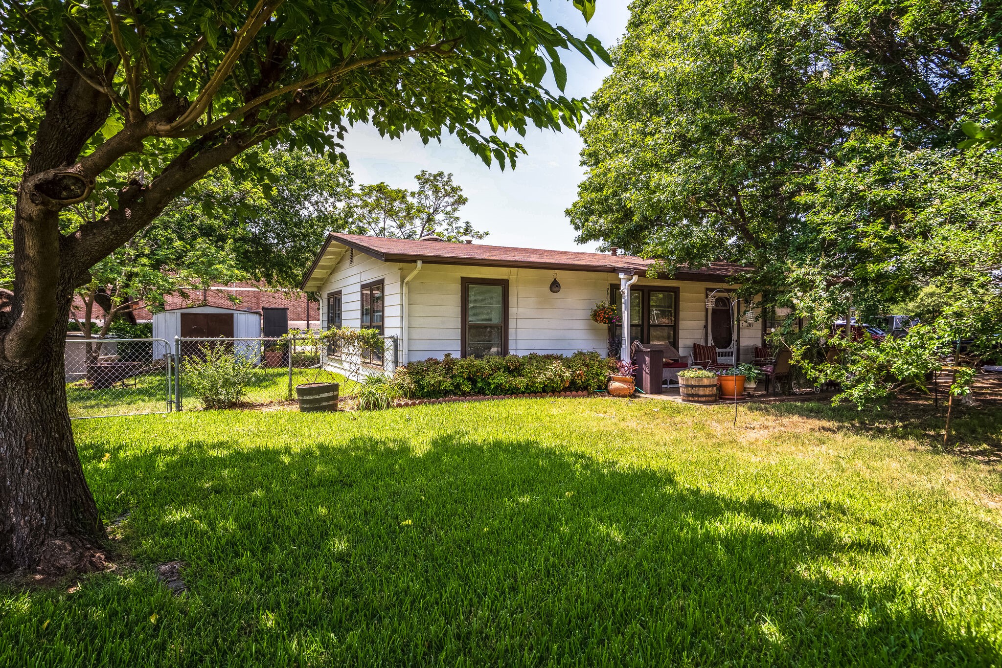 201 S Lake Dallas Drive Lake Dallas TX 75065
