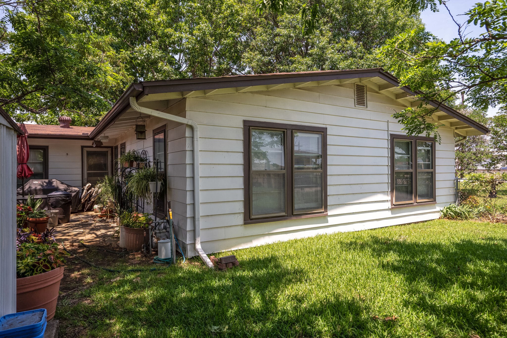 201 S Lake Dallas Drive Lake Dallas TX 75065
