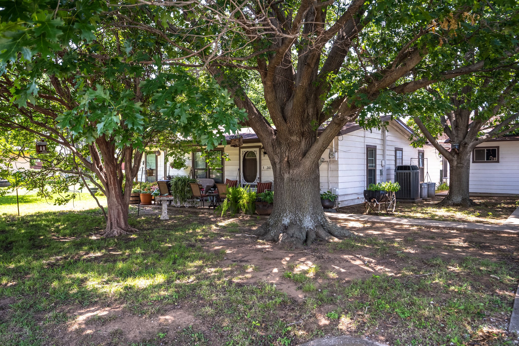 201 S Lake Dallas Drive Lake Dallas TX 75065