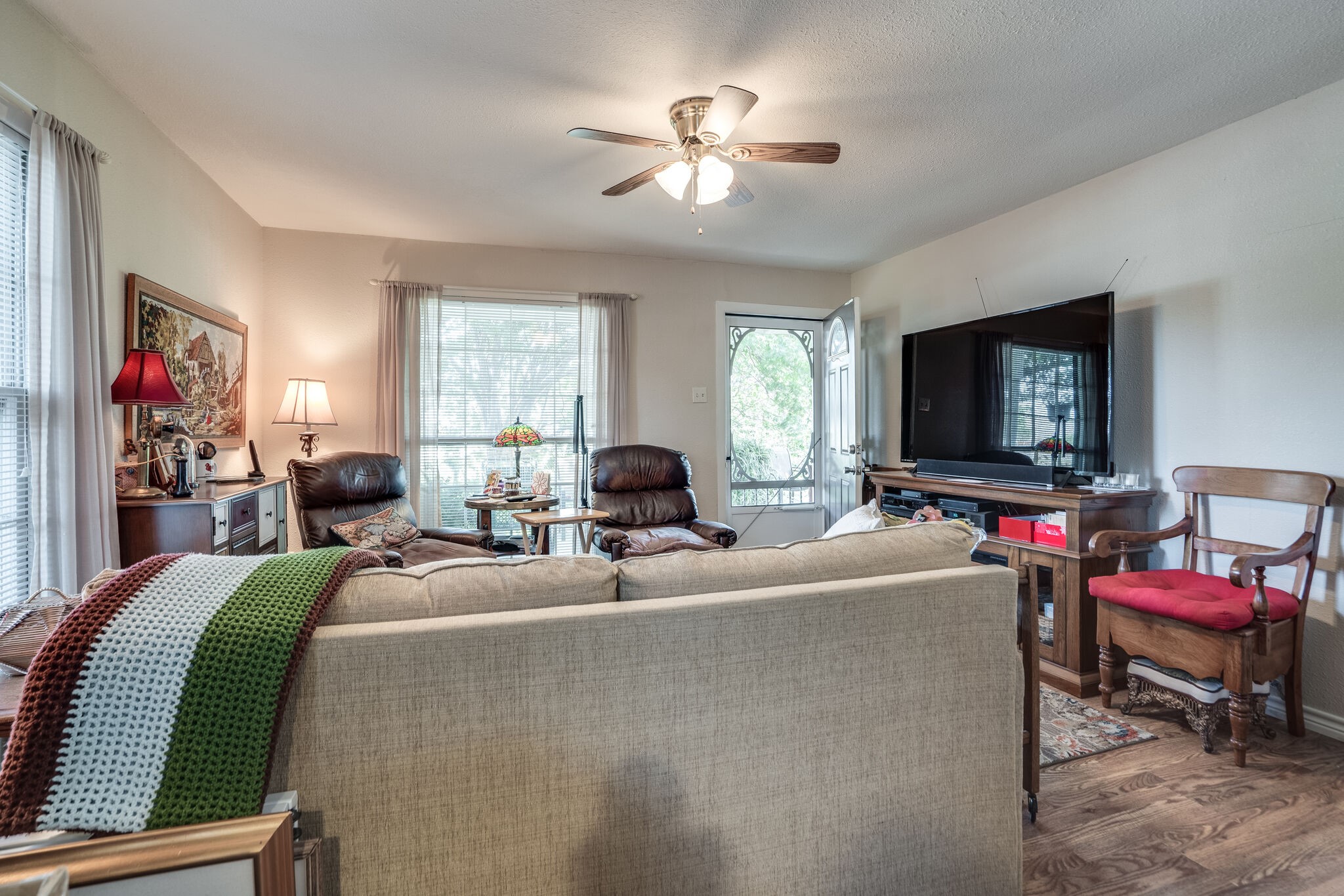 201 S Lake Dallas Drive Lake Dallas TX 75065