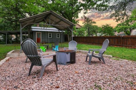 109 Arkansas Street Pottsboro TX 75076