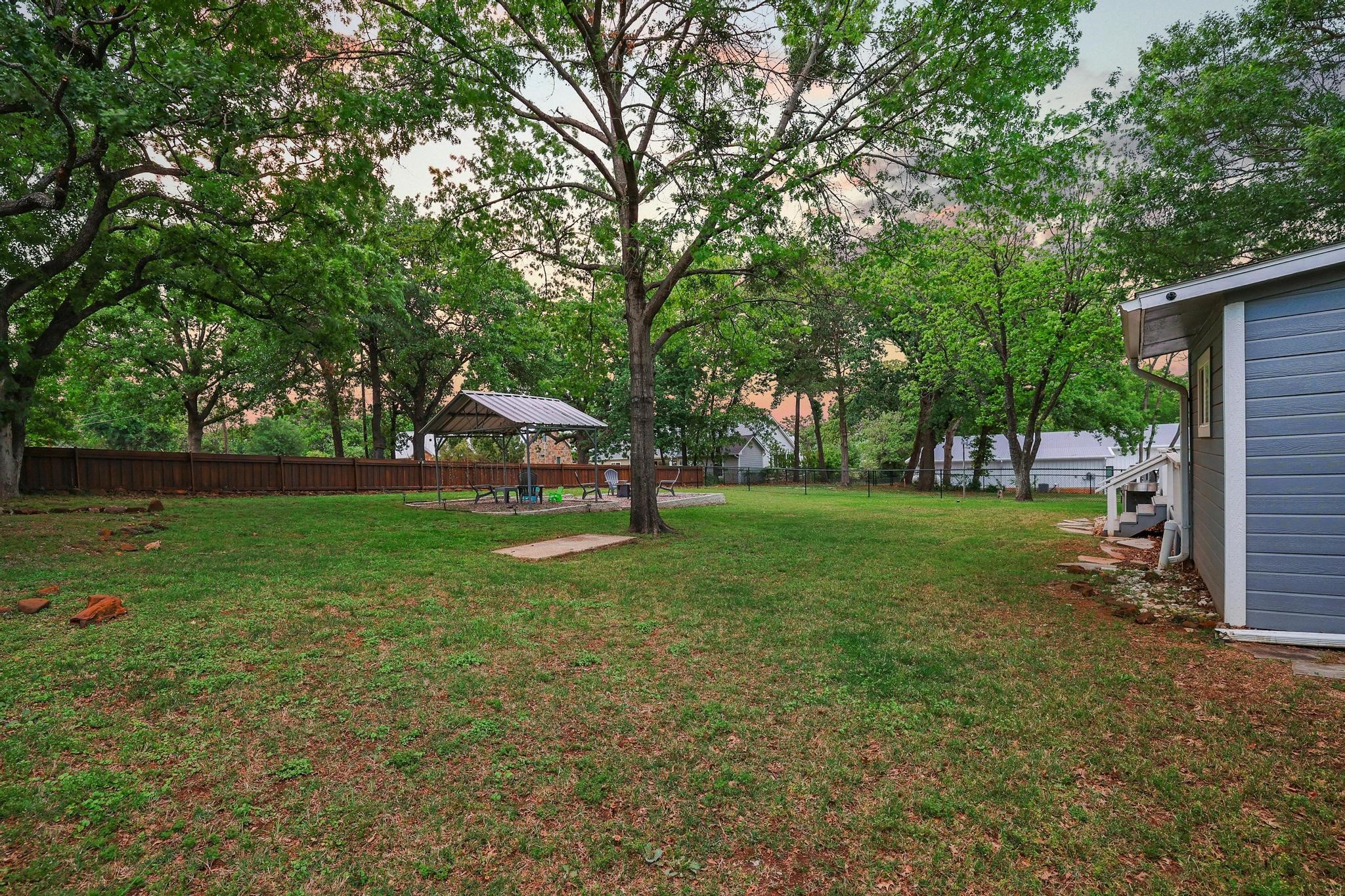109 Arkansas Street Pottsboro TX 75076