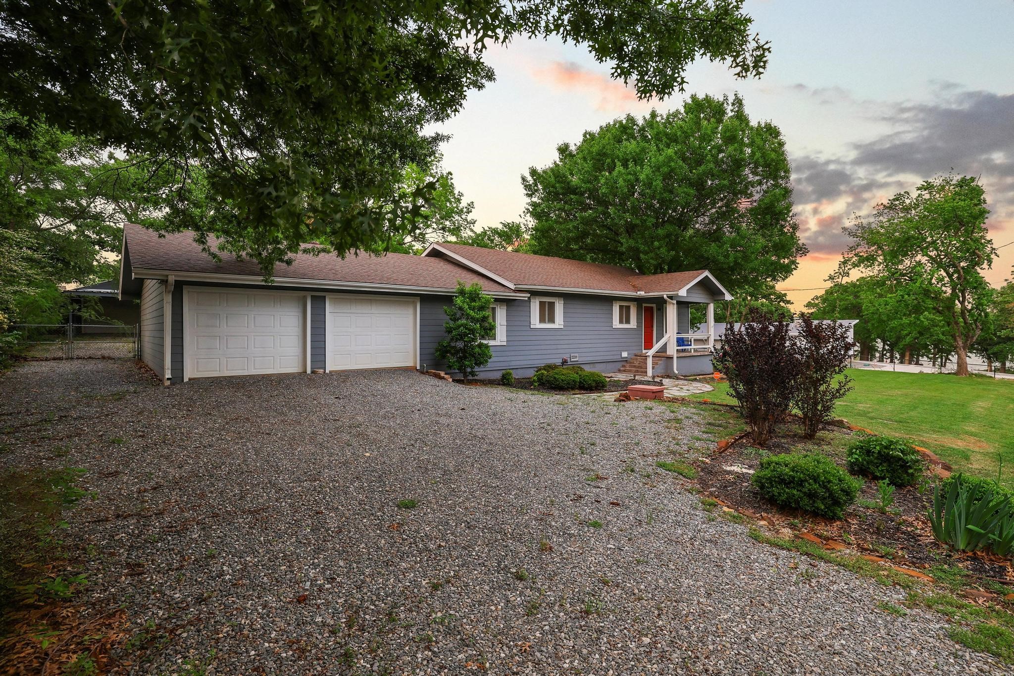 109 Arkansas Street Pottsboro TX 75076
