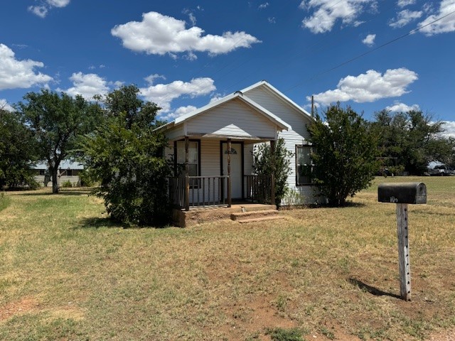 106 S Orange Street Roby TX 79543