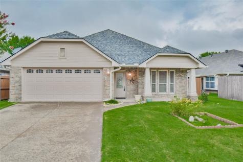 1024 Roberts Bend Court Granbury TX 76048