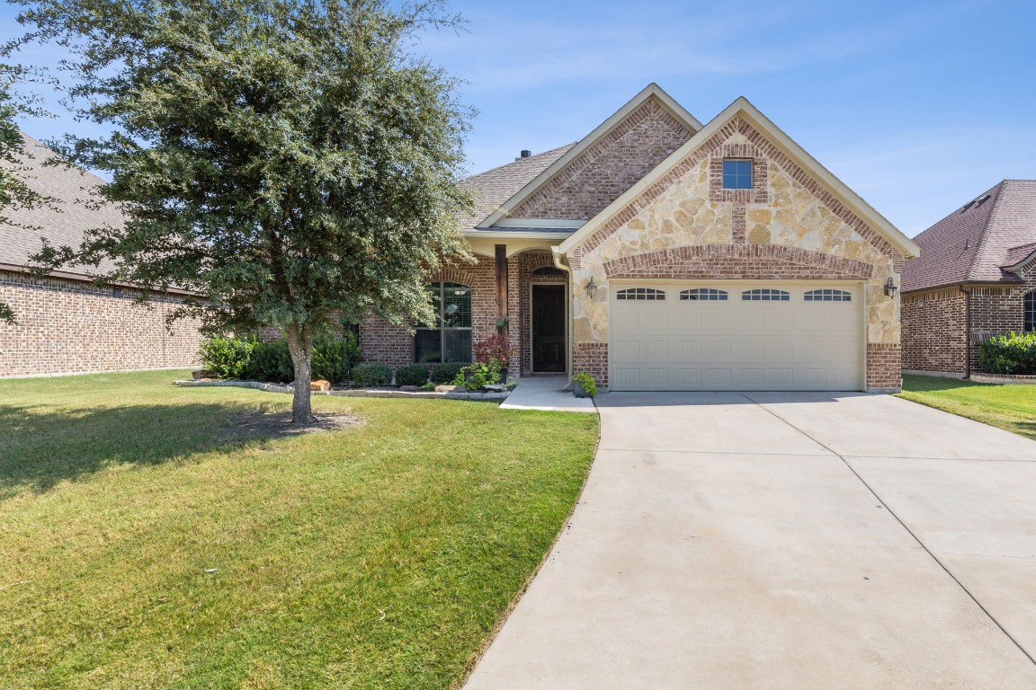 108 Northstar Lane Waxahachie TX 75165