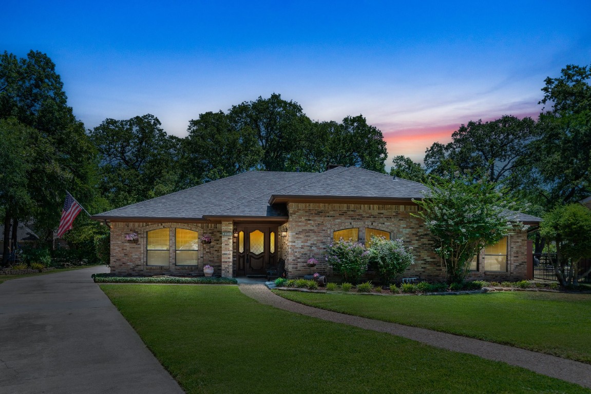 2718 Twin Creek Cove Grapevine TX 76051