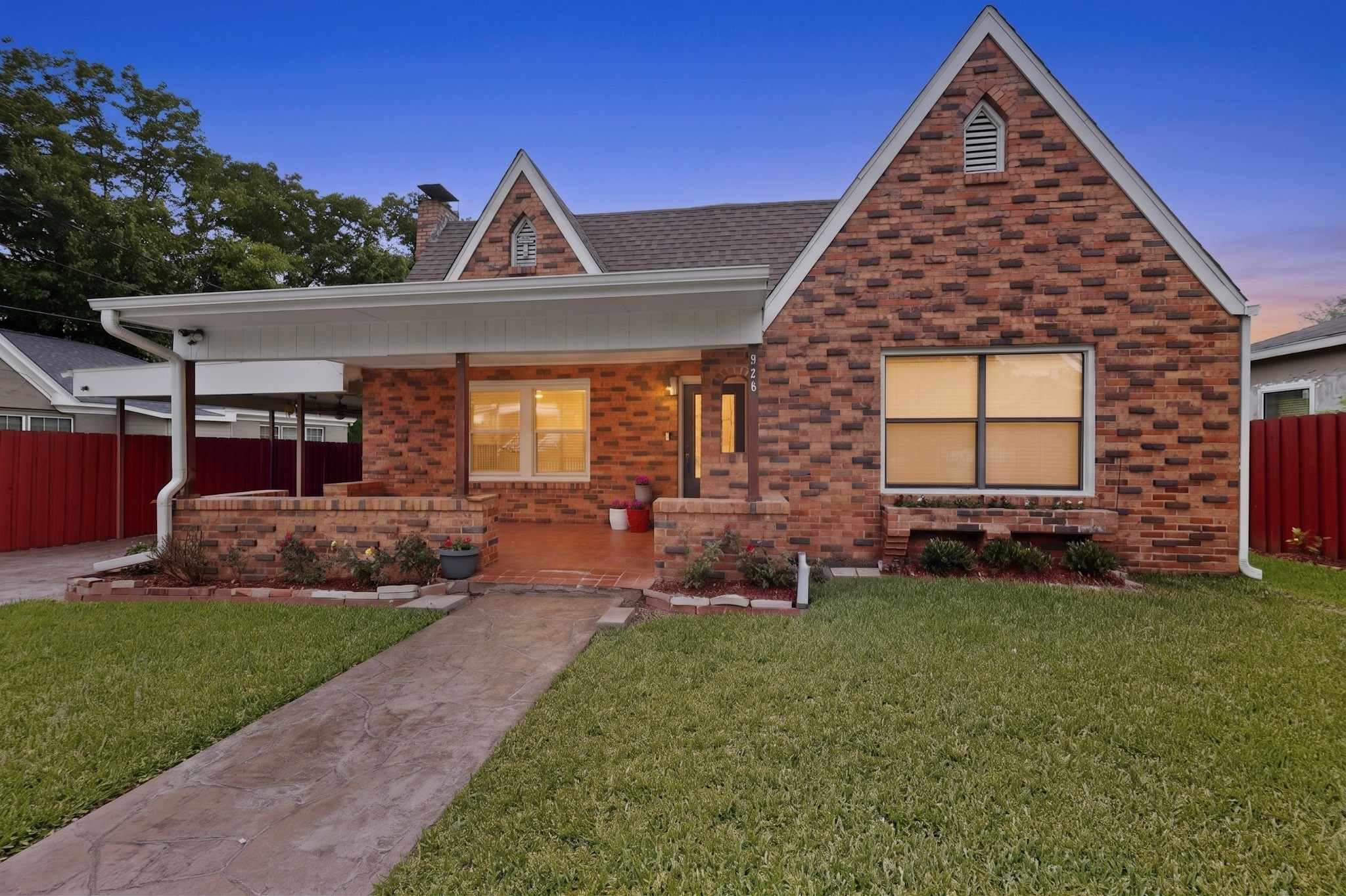 926 S Kennedy Avenue Tyler TX 75701