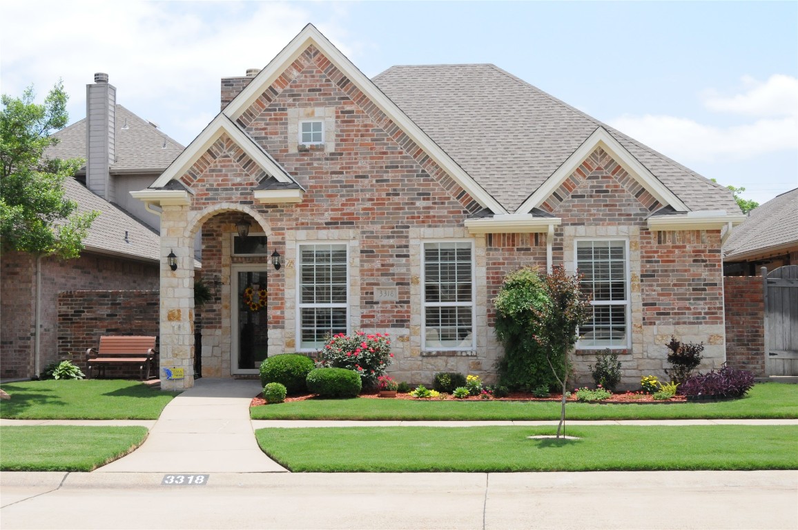 3318 Fountain Way Granbury TX 76049