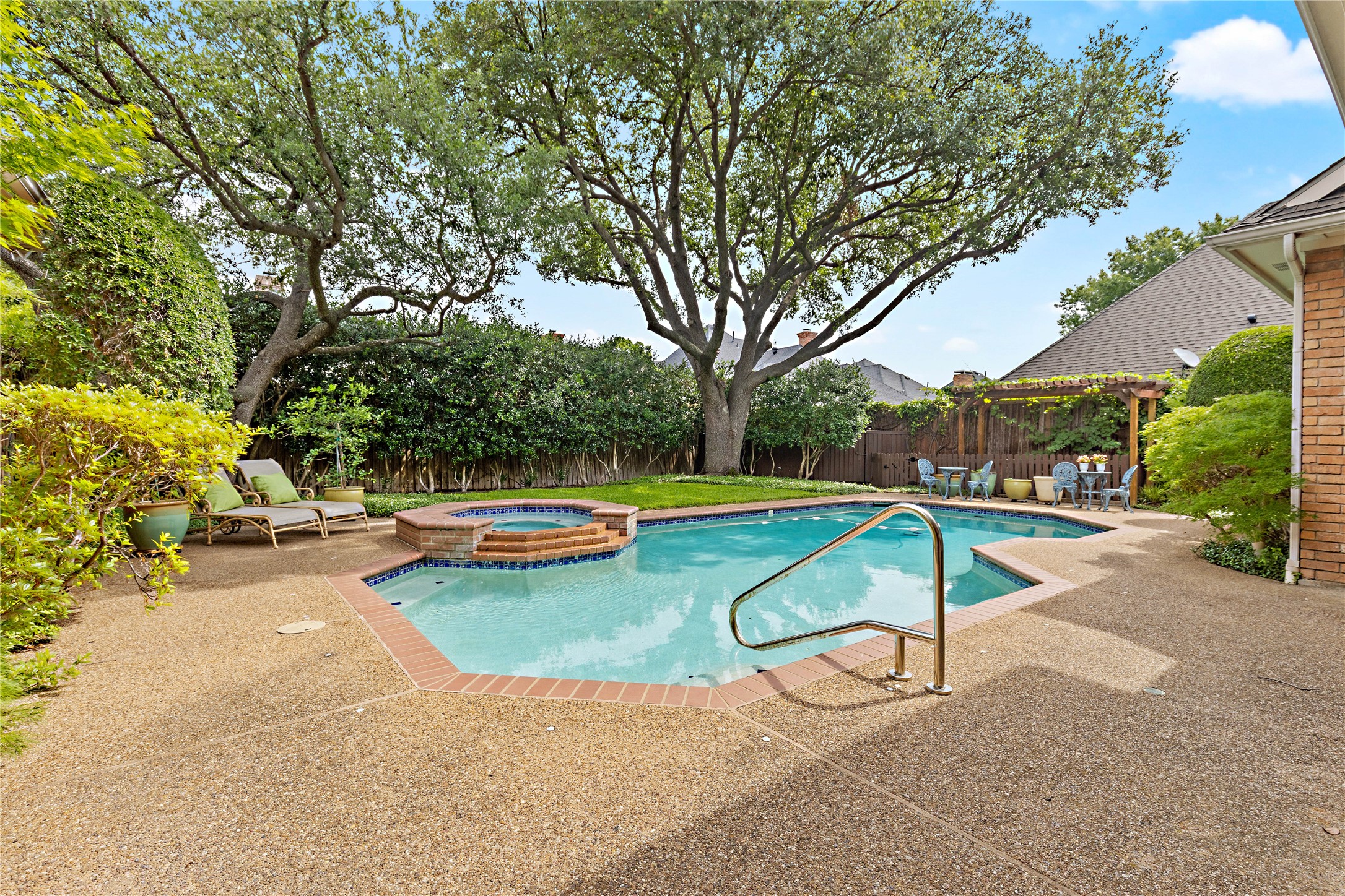 4819 Sandestin Drive Dallas TX 75287